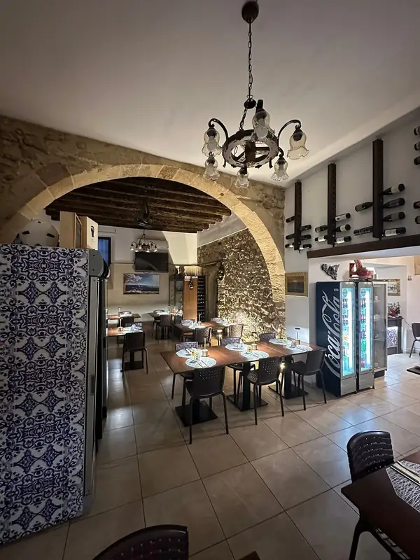 Archi e atmosfera — Ristorante La Sciccheria, Ortigia